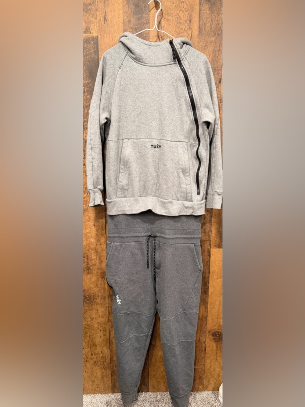 TUXY one piece men’s sweatsuit XL grey EUC